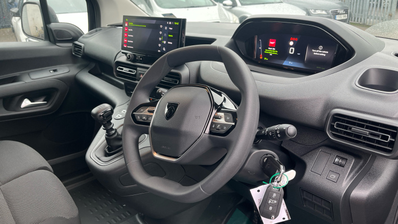 Peugeot Partner Long Diesel 1.5 BlueHDi 100 Professional Plus Van